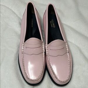 Bass Women's Light Pink Loafers